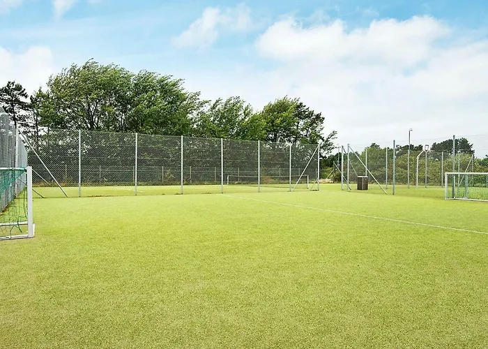 4 Person Holiday In R M *