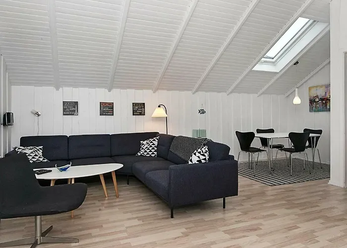 4 Person Holiday In R M شقة